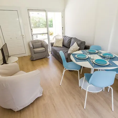 Apartment Larnaca Golden Beach Apts
