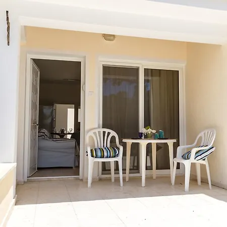 Apartment Larnaca Golden Beach Apts