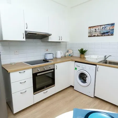 Larnaca Golden Beach Apts * Pyla